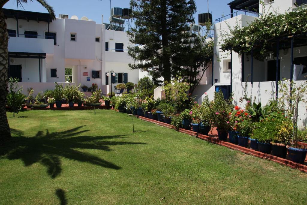 Porto Bello Hotel Apartments Milatos Exterior photo