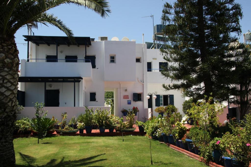 Porto Bello Hotel Apartments Milatos Exterior photo
